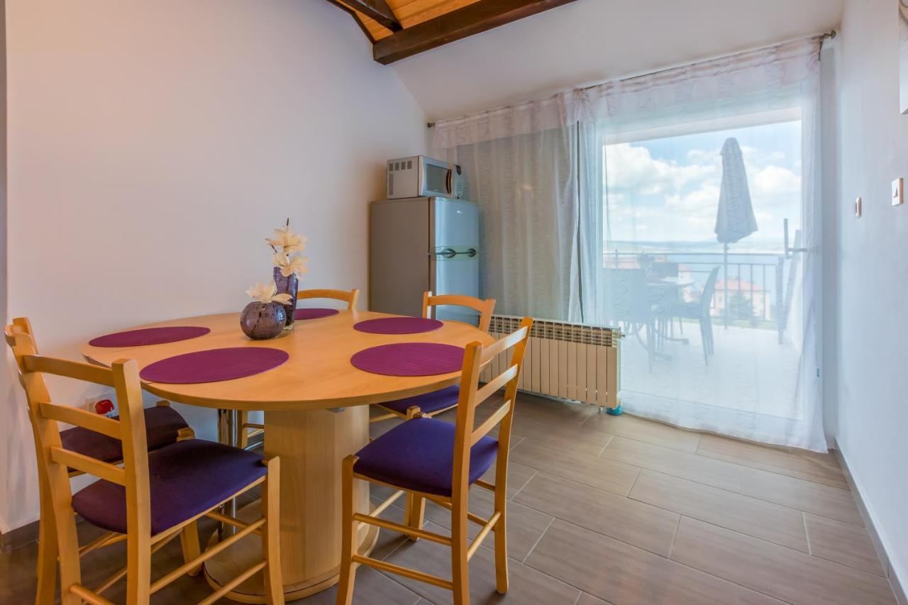 Apartmani Visnja Crikvenica Exterior photo
