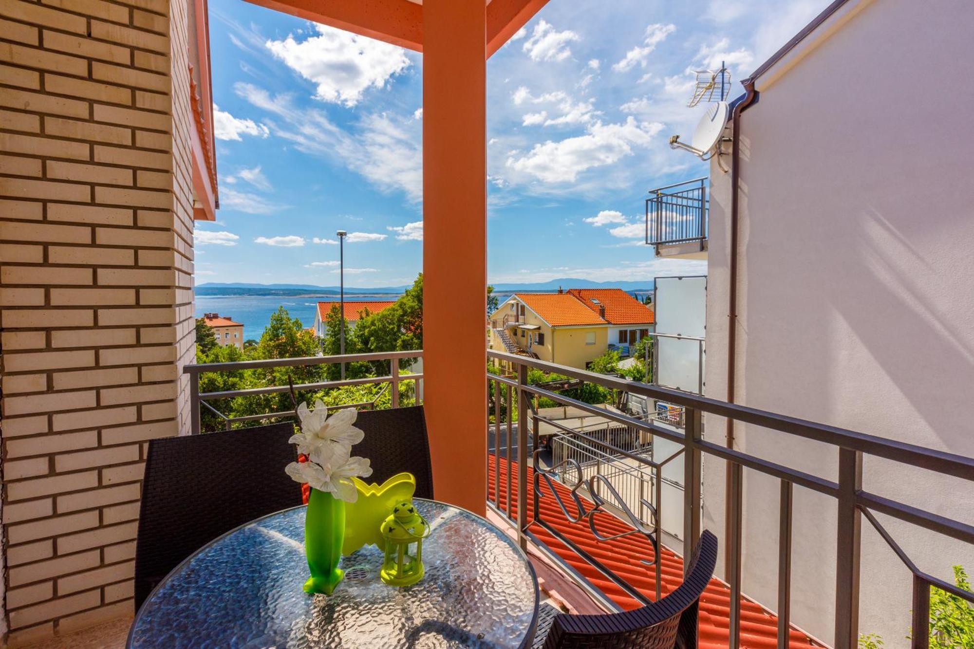 Apartmani Visnja Crikvenica Exterior photo